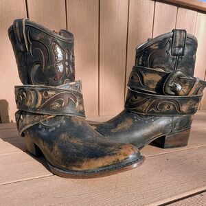 FREEBIRD Tash Distressed Black & Brown Leather Western Booties